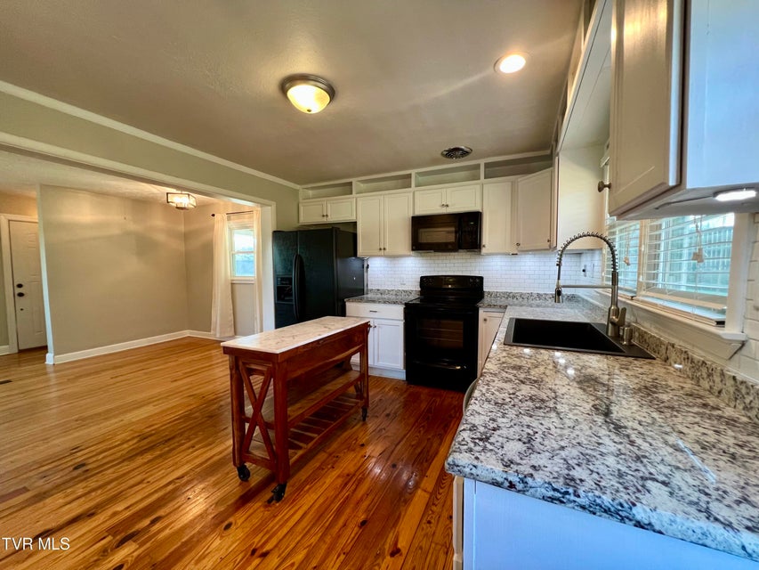 Photo #16: 105 Lowry Lane