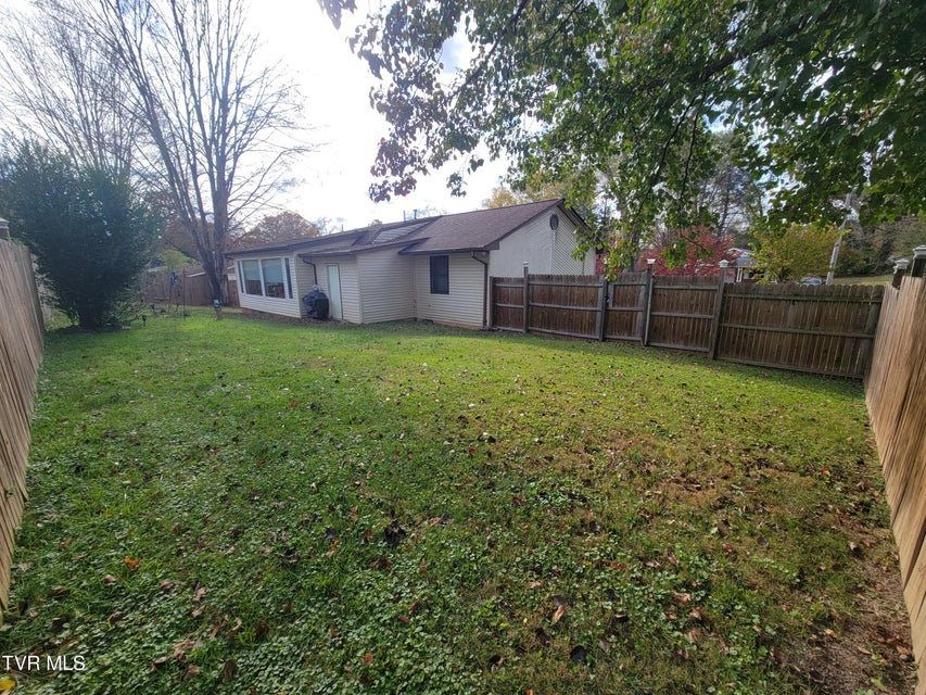 Photo #8: 1448 Piedmont Street