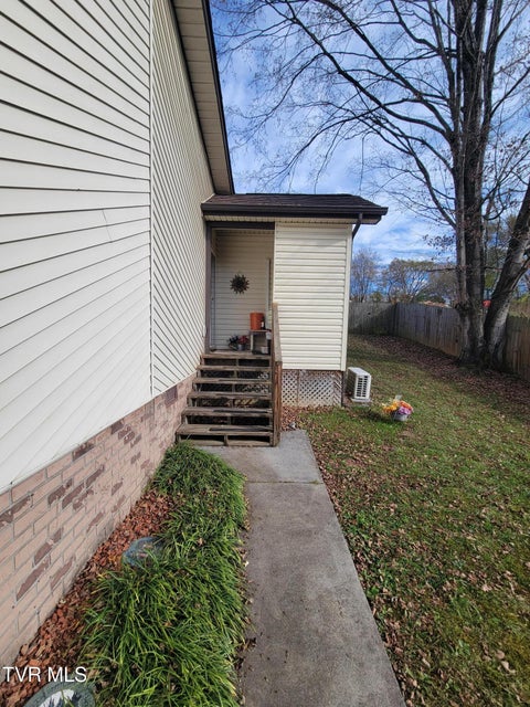 Photo #16: 1448 Piedmont Street