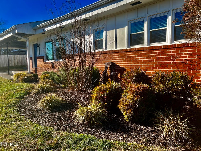 Photo #6: 105 Lowry Lane