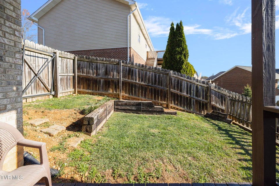 Photo #10: 248 Stone Edge Circle