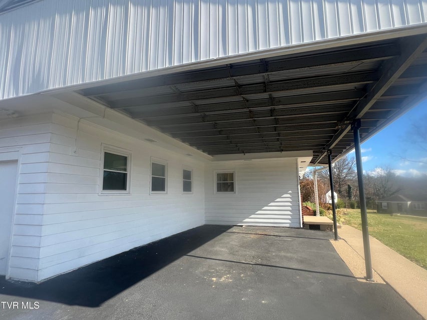 Photo #39: 105 Lowry Lane