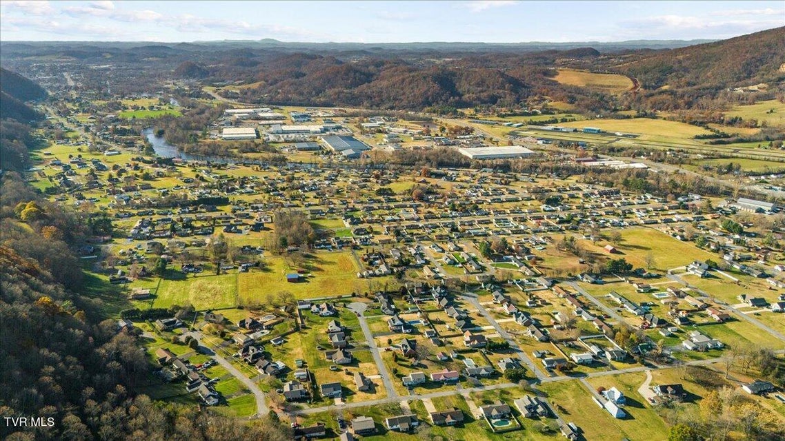 Photo #63: 125 Abe Lincoln Court