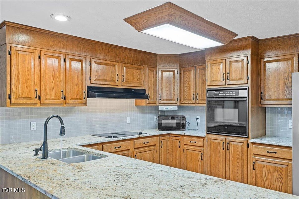 Photo #29: 125 Abe Lincoln Court