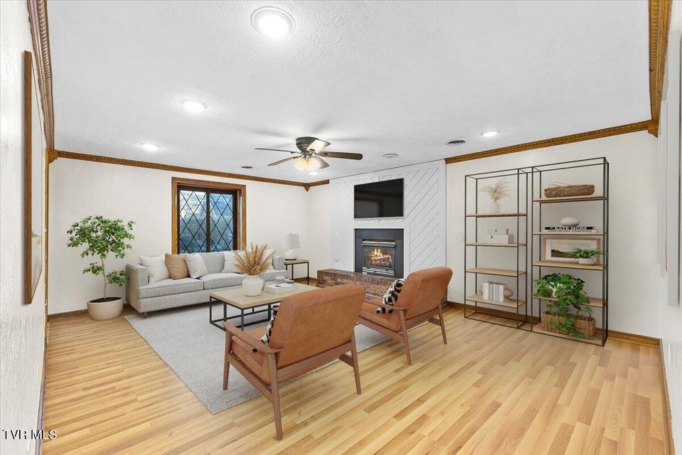 Photo #22: 125 Abe Lincoln Court