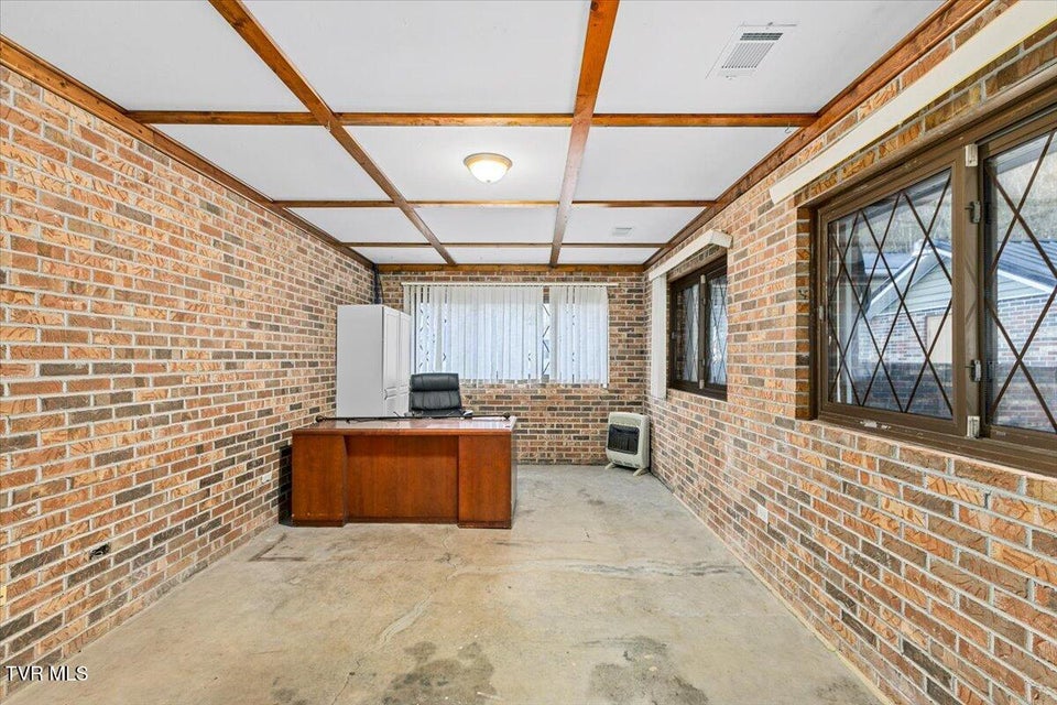 Photo #35: 125 Abe Lincoln Court