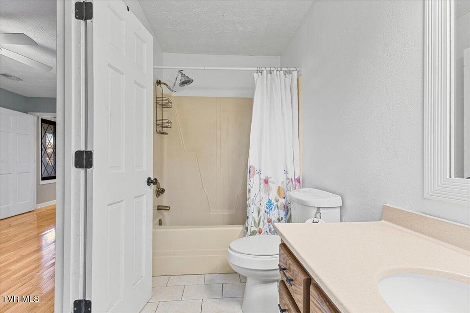 Photo #50: 125 Abe Lincoln Court