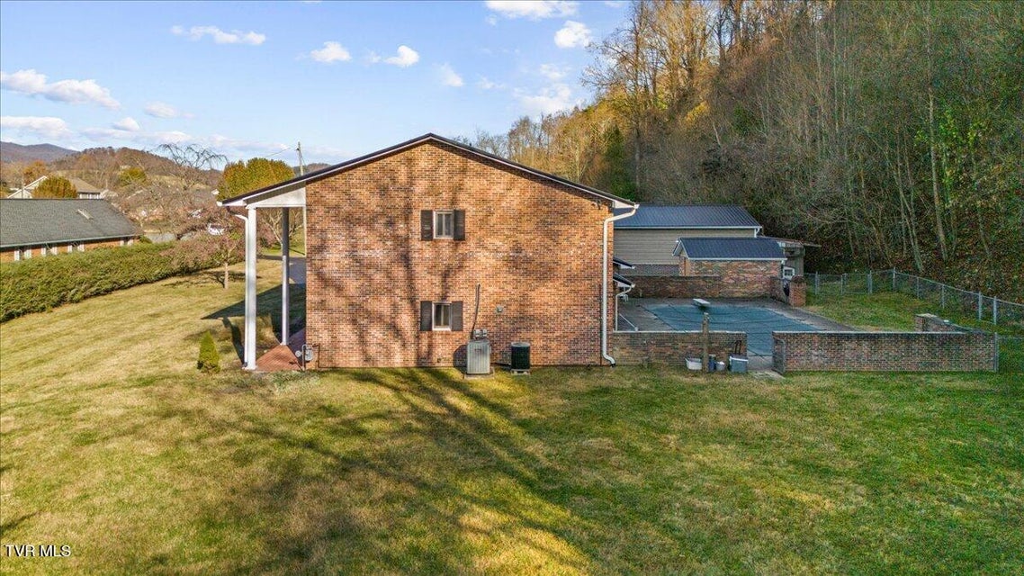 Photo #7: 125 Abe Lincoln Court