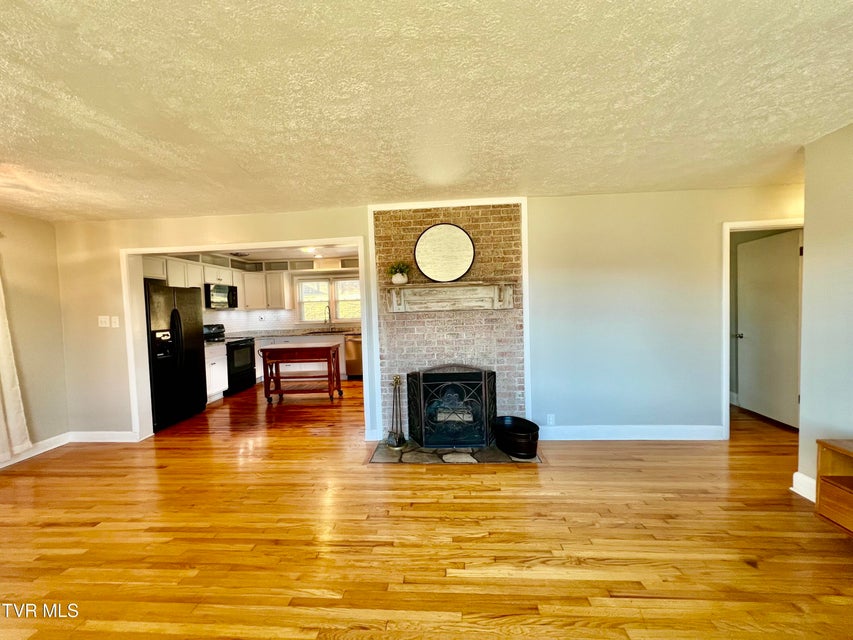 Photo #11: 105 Lowry Lane