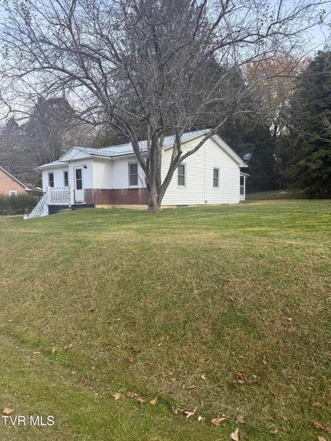 Photo #2: 235 Glade Street