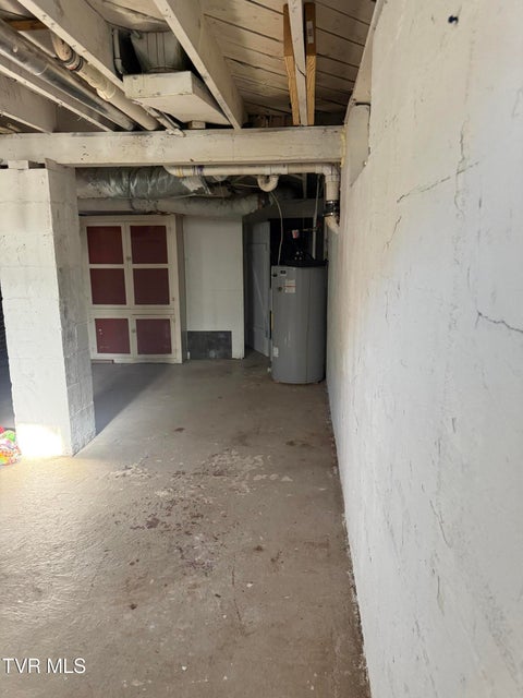 Photo #23: 235 Glade Street