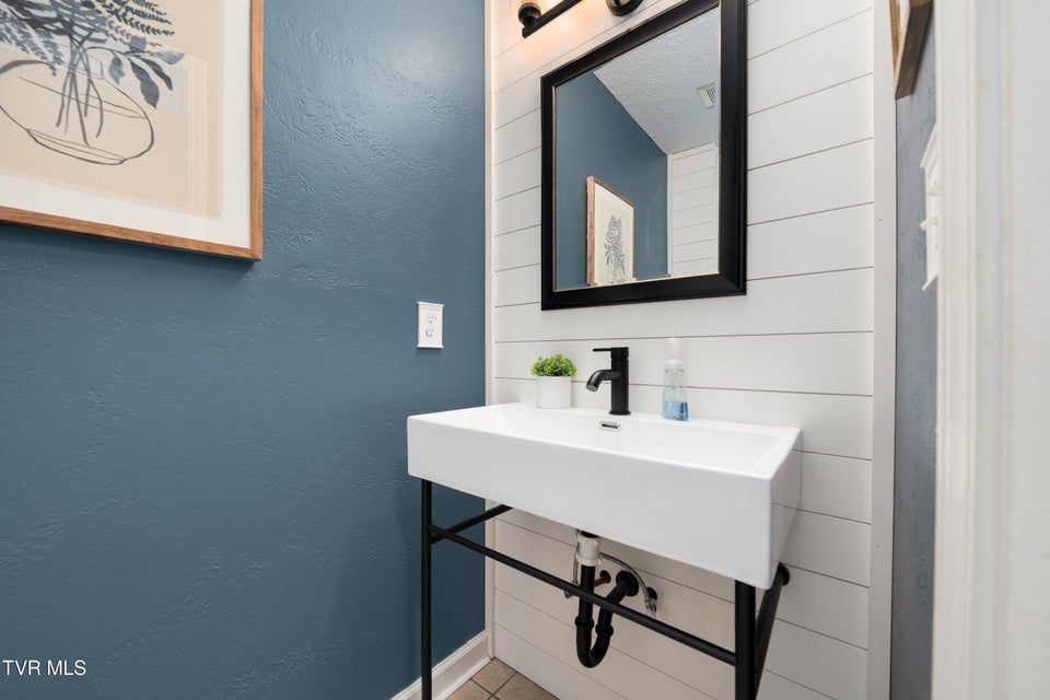 Photo #6: 245 Highland Hills Drive