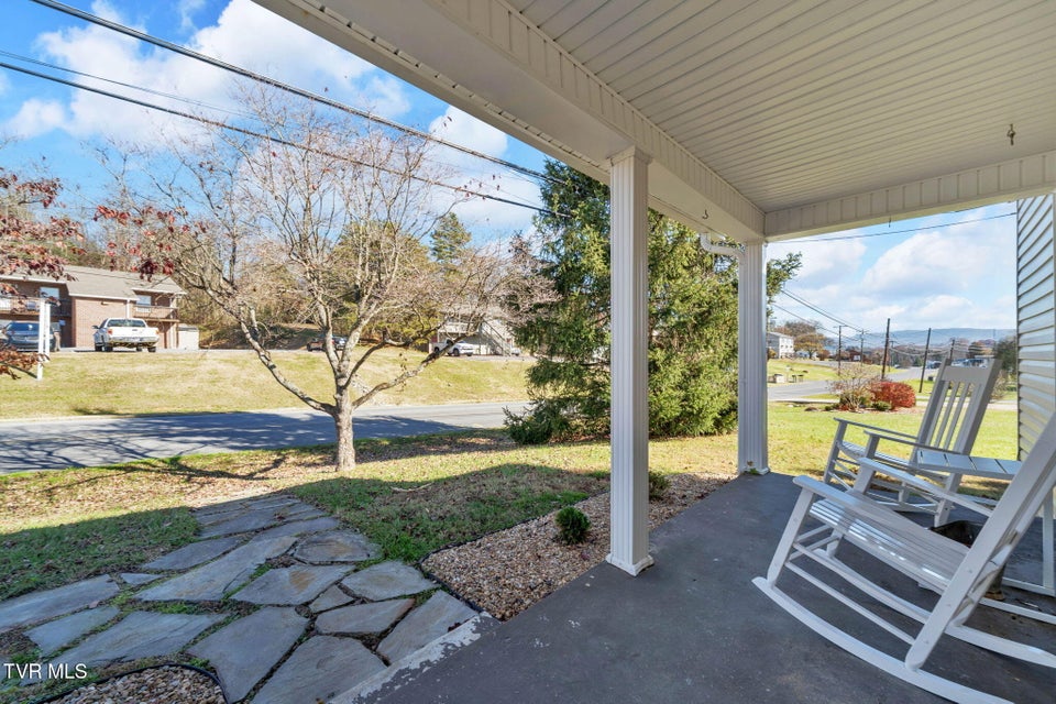 Photo #2: 411 Main Boulevard