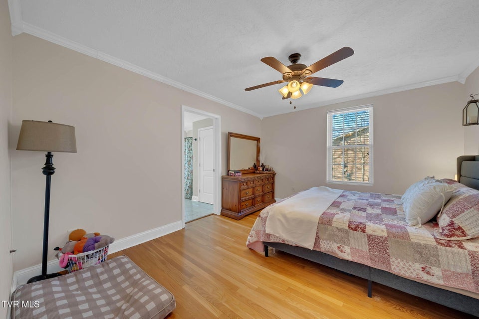 Photo #14: 411 Main Boulevard