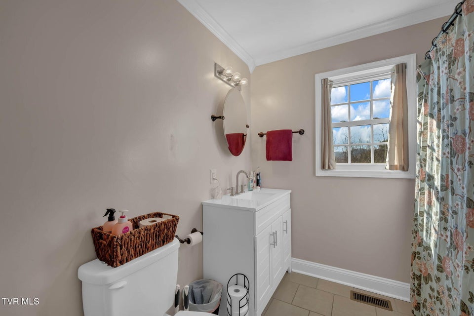 Photo #16: 411 Main Boulevard