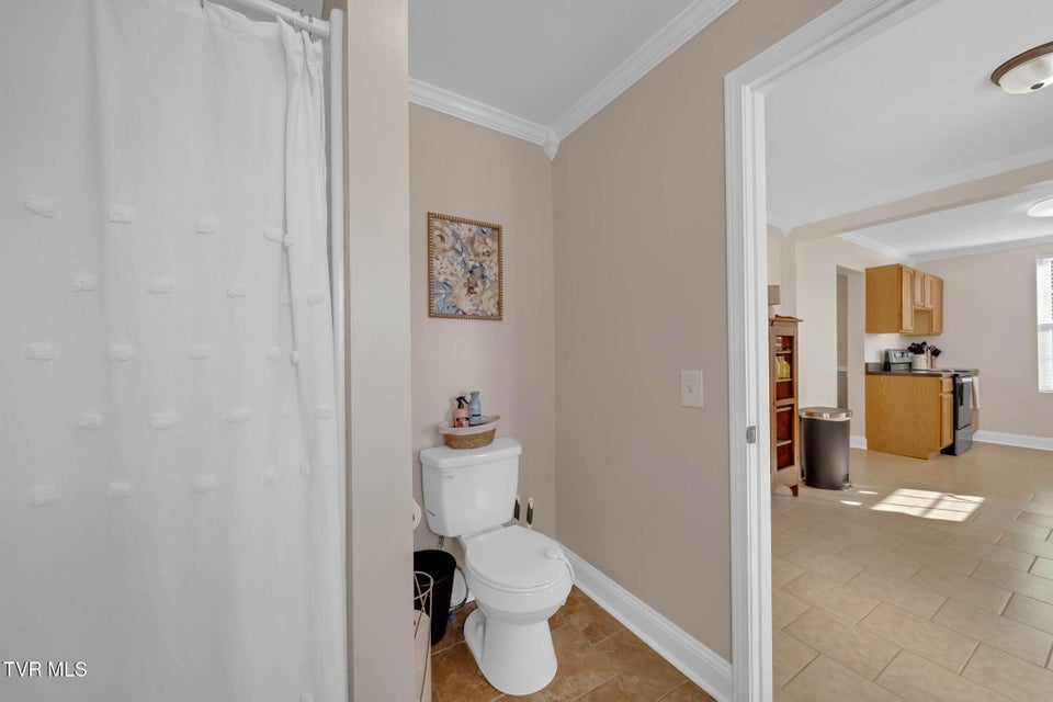 Photo #18: 411 Main Boulevard