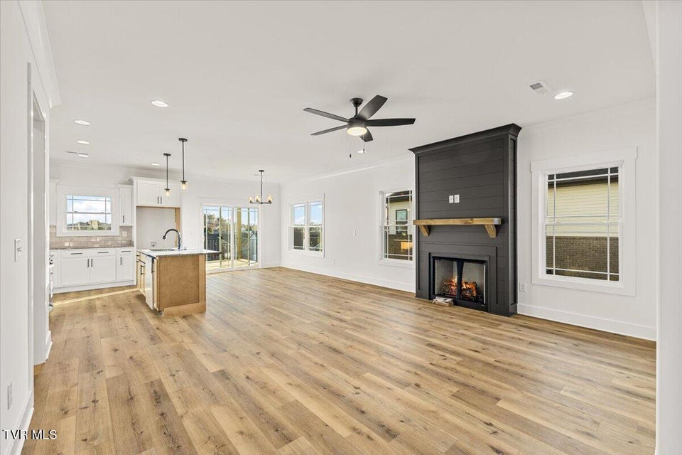 Photo #11: 3054 Sawgrass Drive