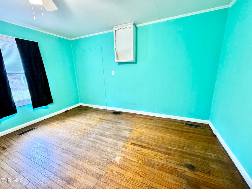 Photo #22: 2342 Roda Road