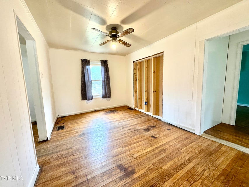 Photo #16: 2342 Roda Road