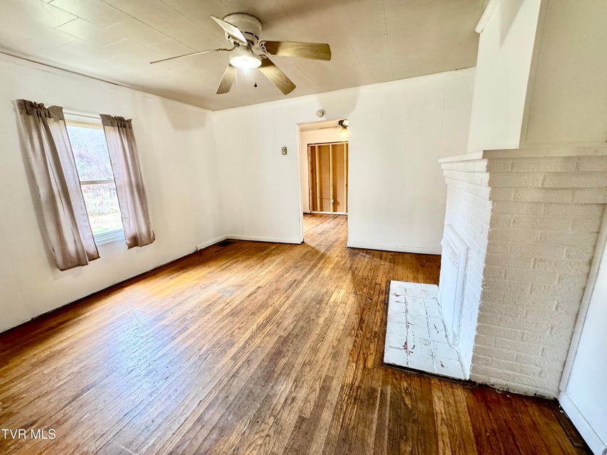 Photo #12: 2342 Roda Road