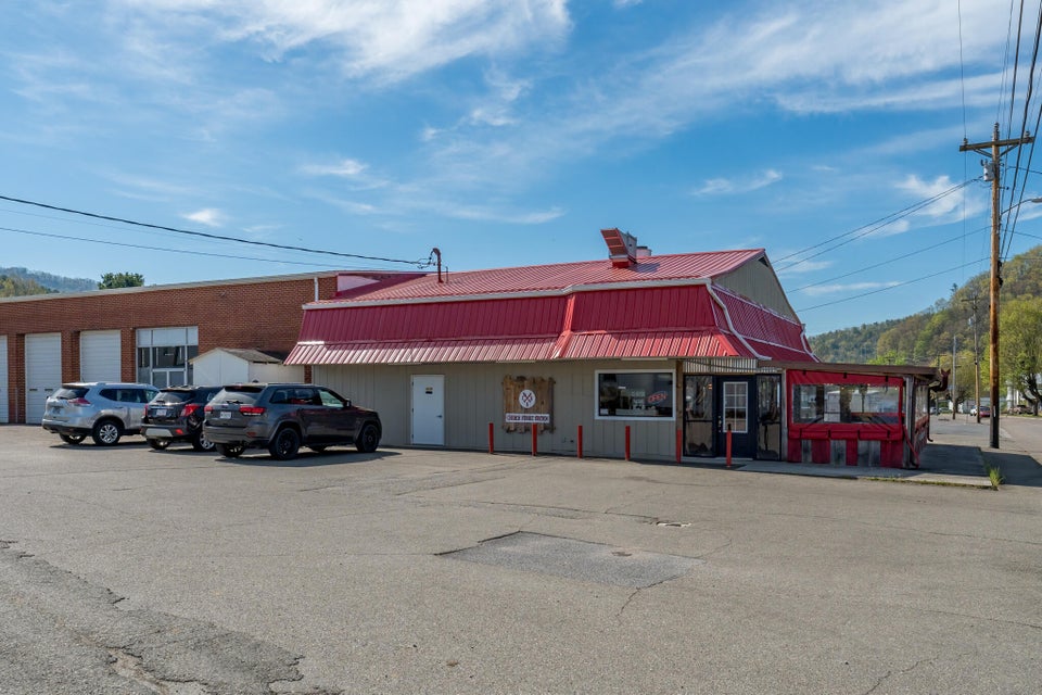 Photo #34: 201 Church Street