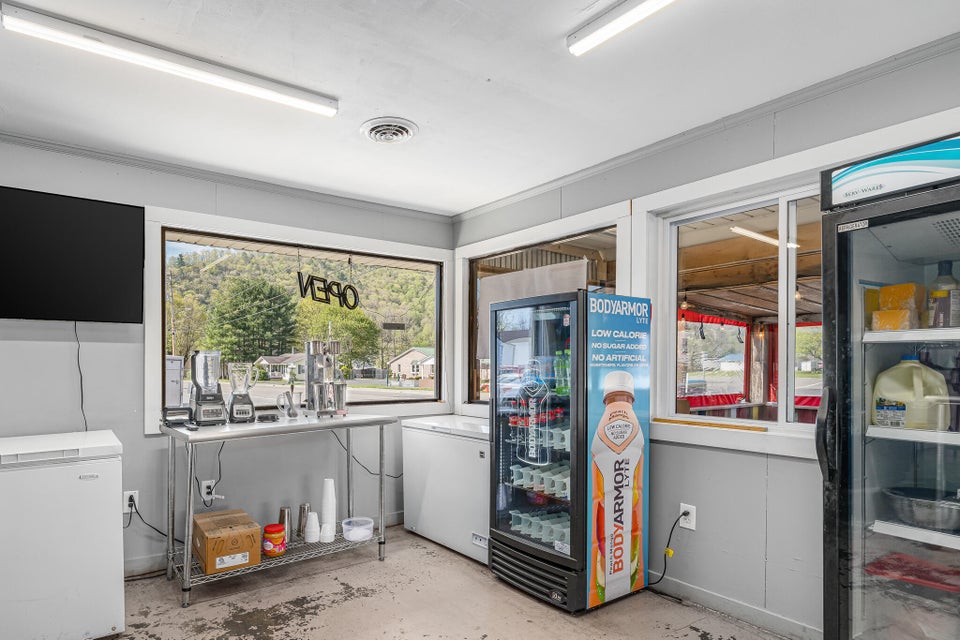 Photo #40: 201 Church Street