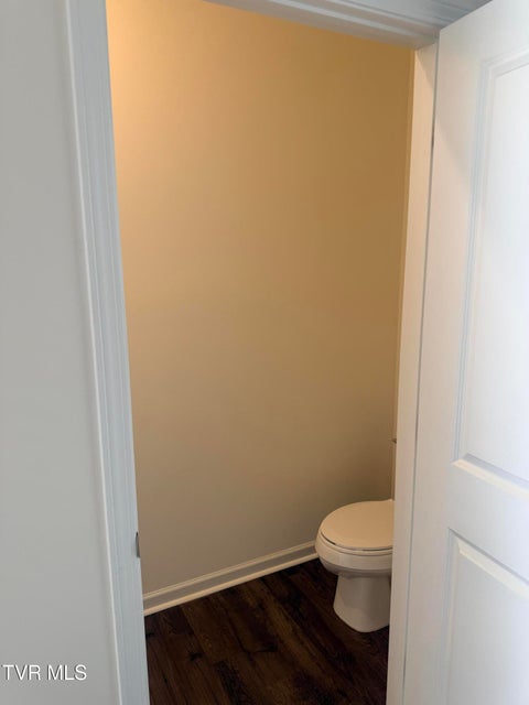 Photo #11: 220 Crockett Drive