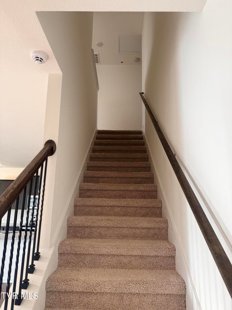 Photo #9: 220 Crockett Drive