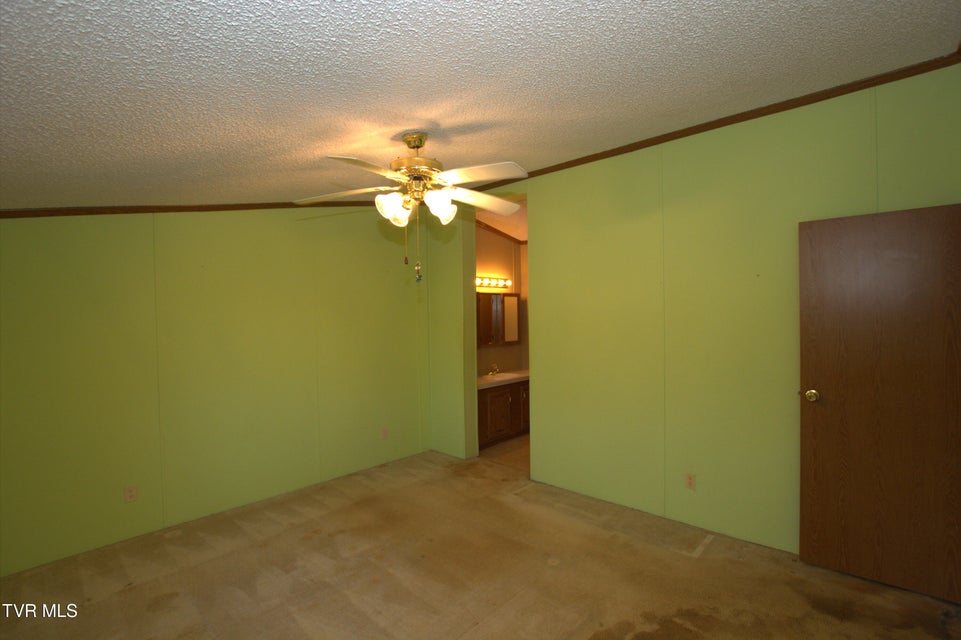 Photo #27: 421 Haw Ridge Road