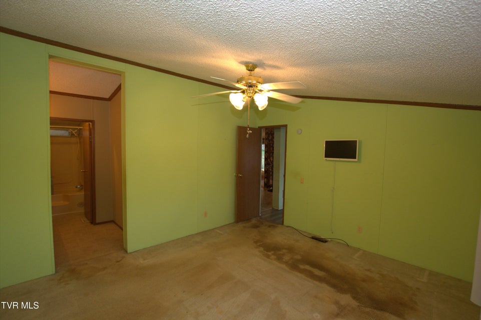 Photo #28: 421 Haw Ridge Road