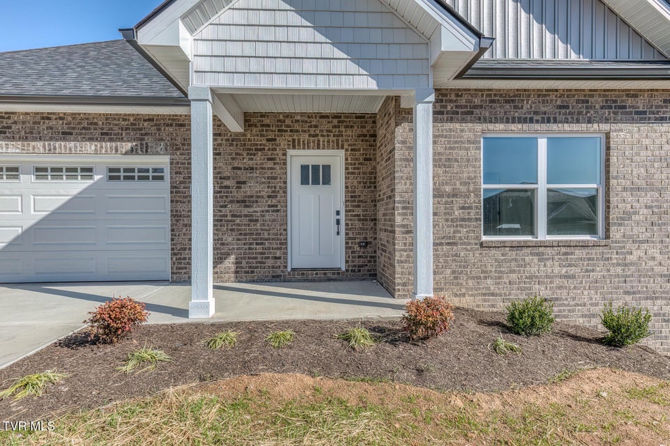 Photo #4: 111 Quiet Stroll Lane