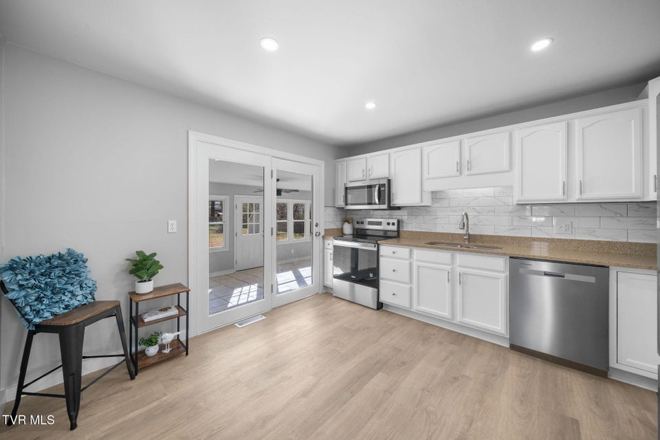 Photo #8: 903 Charlem Court Court