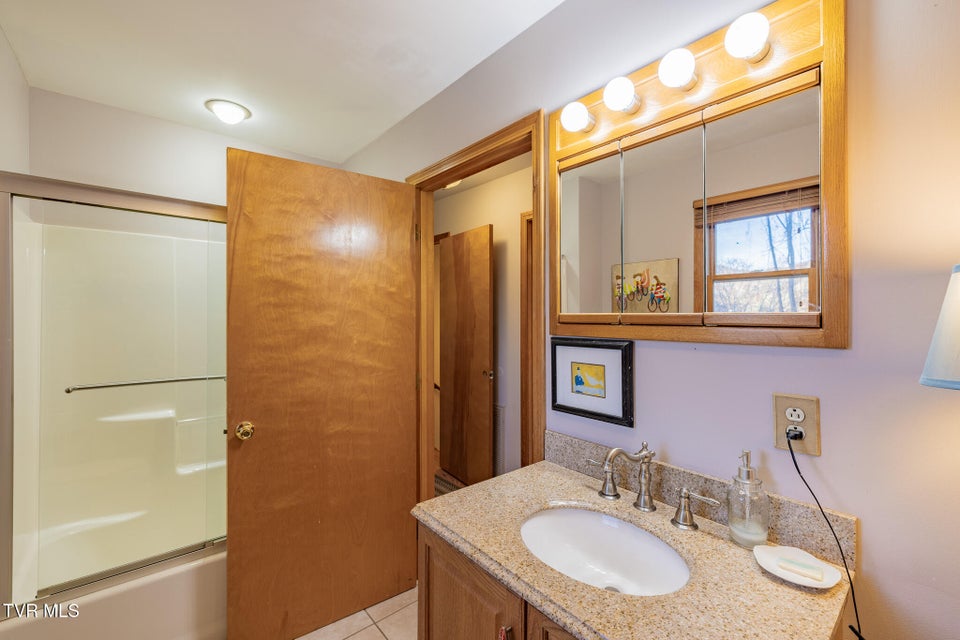 Photo #10: 32209 Rambo Street