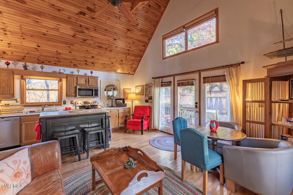 Photo #3: 32209 Rambo Street