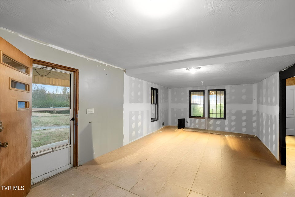 Photo #3: 840 Bright Hope Road