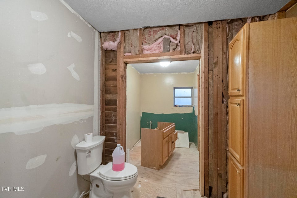 Photo #19: 840 Bright Hope Road