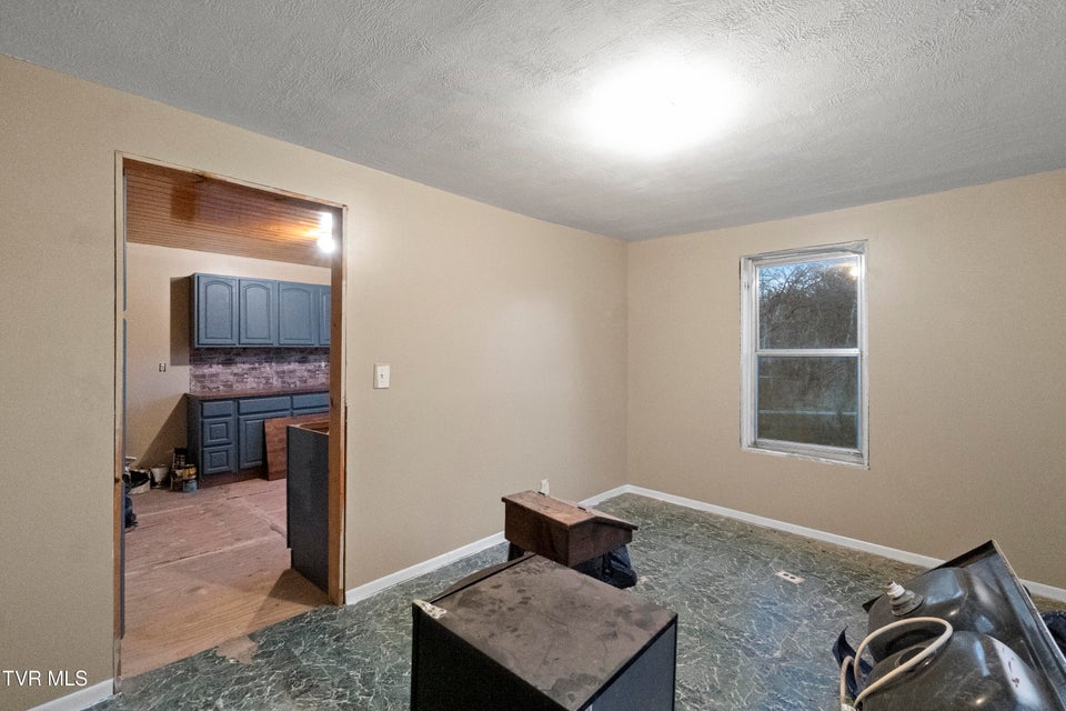 Photo #18: 840 Bright Hope Road