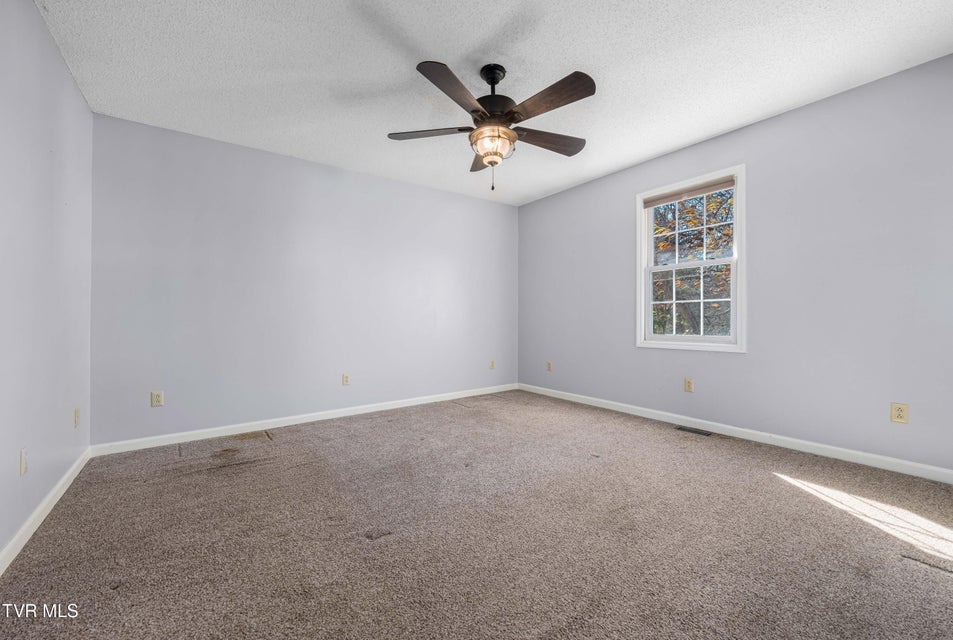 Photo #22: 3 Cherokee Ridge Court