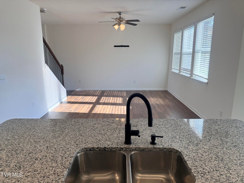 Photo #7: 220 Crockett Drive