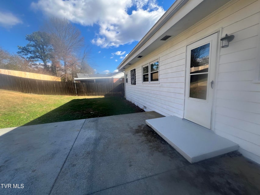 Photo #27: 105 Lowry Lane