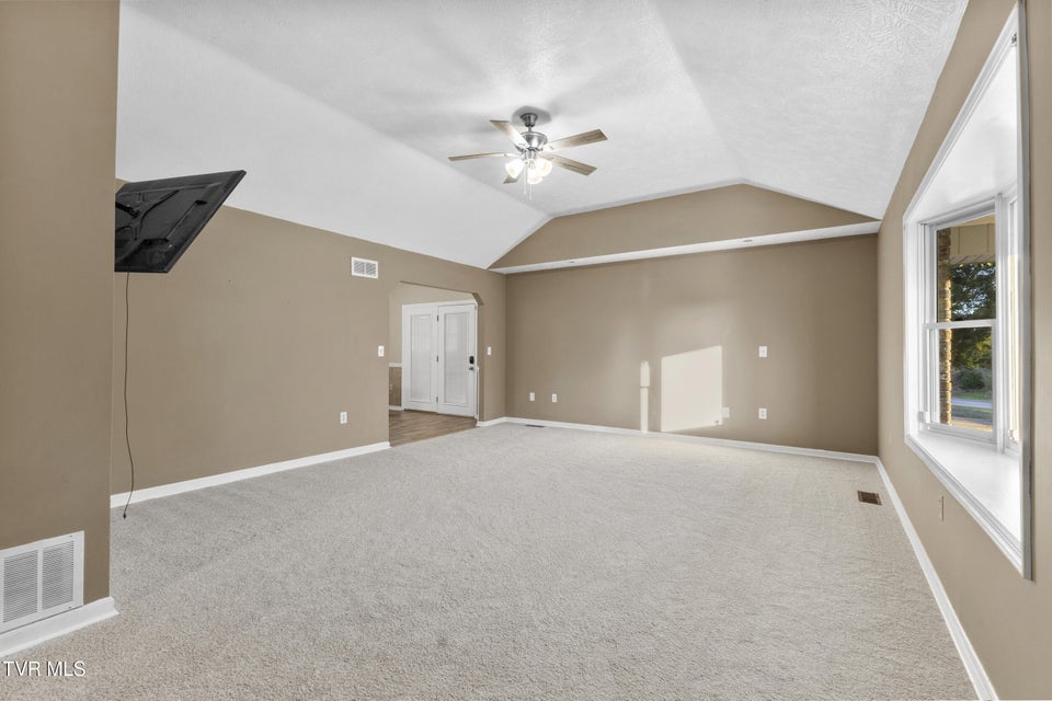 Photo #11: 1037 Keith Lane