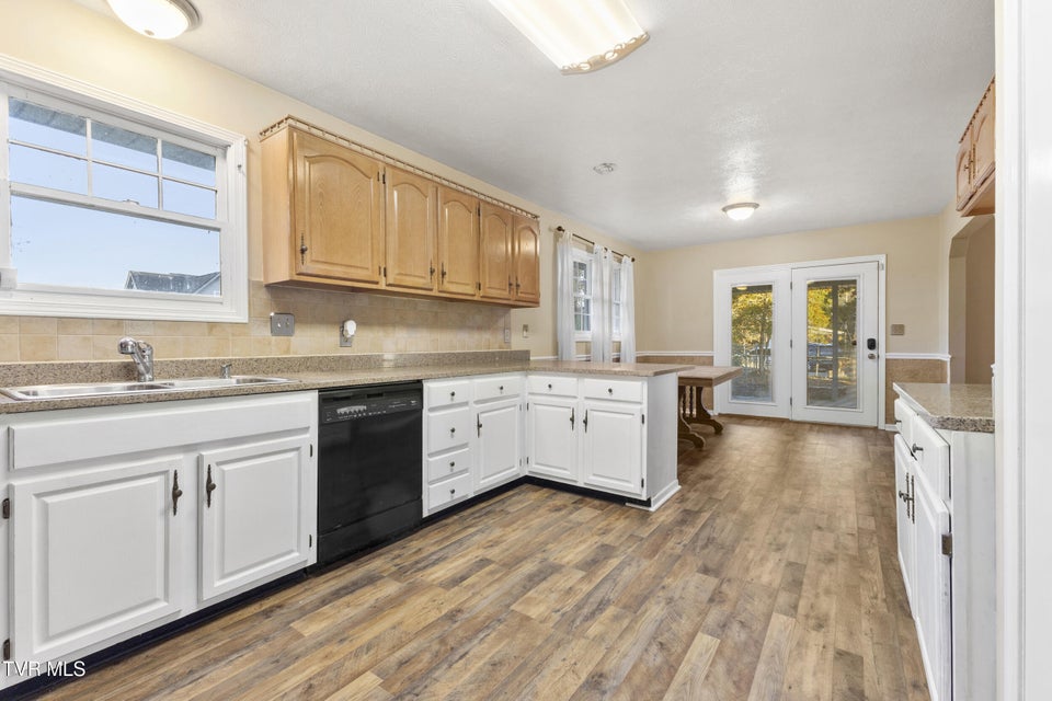 Photo #14: 1037 Keith Lane