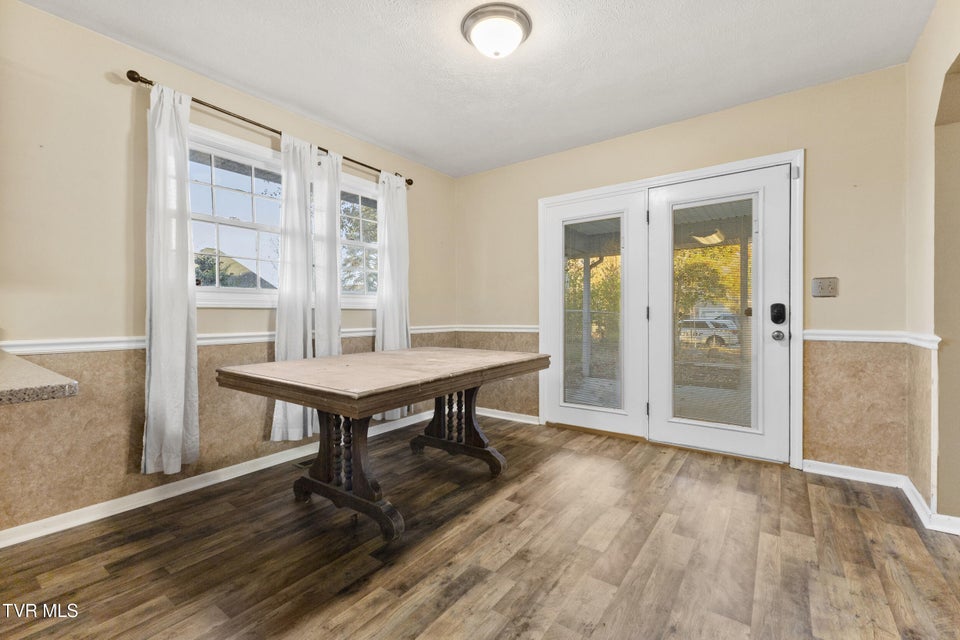 Photo #16: 1037 Keith Lane