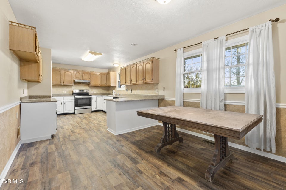 Photo #17: 1037 Keith Lane