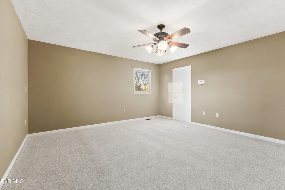 Photo #20: 1037 Keith Lane