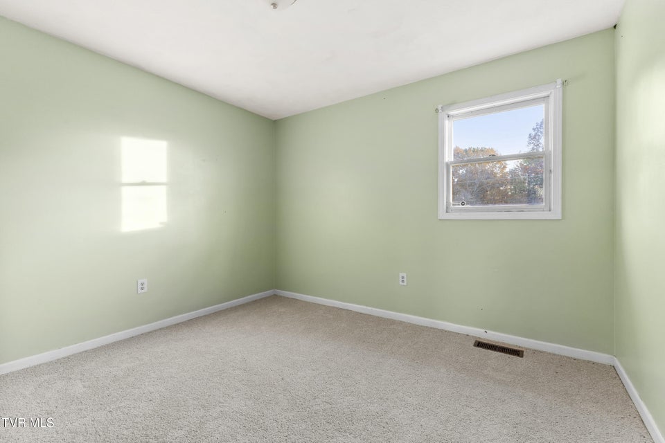 Photo #27: 1037 Keith Lane