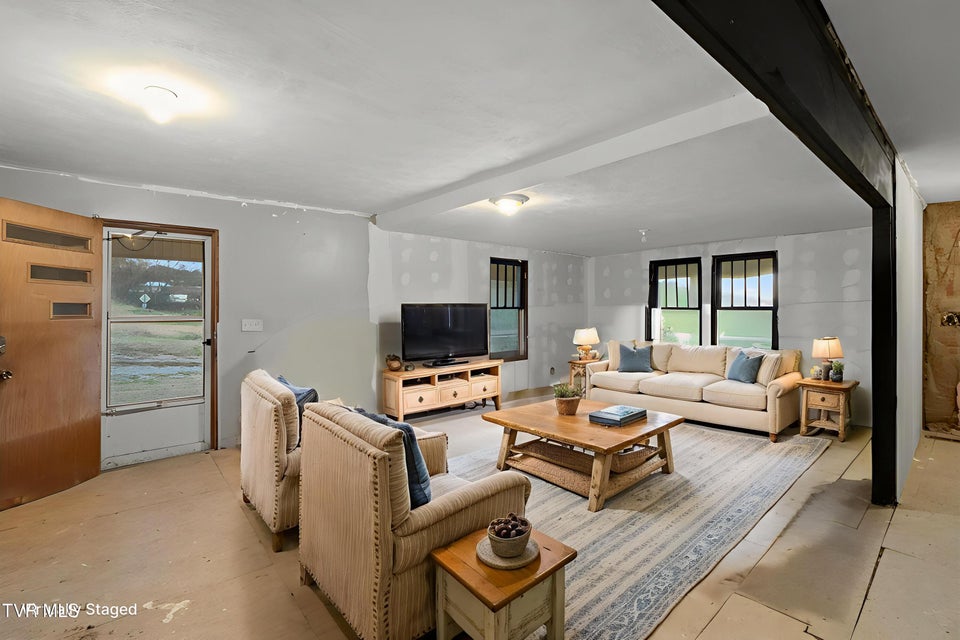 Photo #8: 840 Bright Hope Road