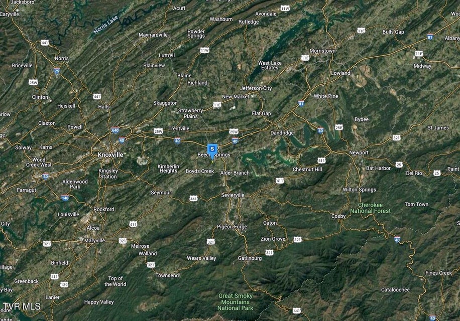 Photo #5: 425 Summerhill Drive