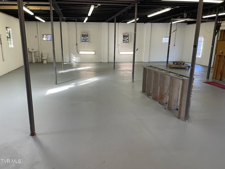 Photo #2: 707 Watauga Avenue