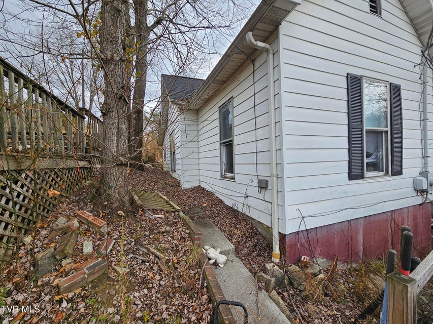 Photo #2: 204 High Avenue